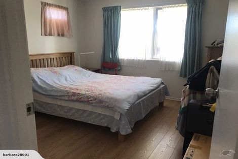 Photo of property in 1/5 Vivian Wilson Drive, Eastern Beach, Auckland, 2012