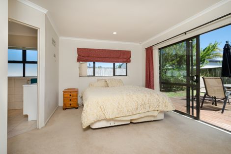 Photo of property in 36 Fordyce Road, Parakai, 0830