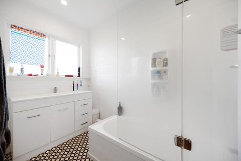 Photo of property in 25 Cotton Street, St Andrews, Hamilton, 3200