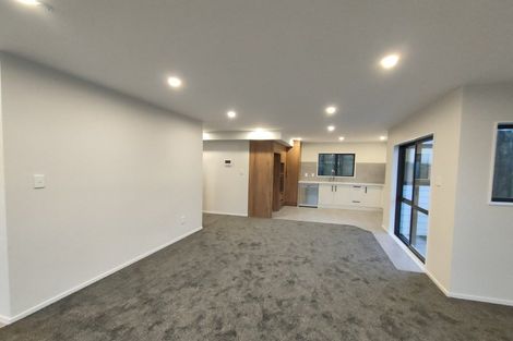 Photo of property in 33 Korihi Drive, Swanson, Auckland, 0614