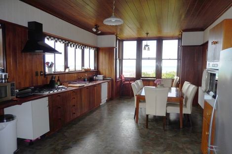 Photo of property in 19 Wharfe Street, South Hill, Oamaru, 9400