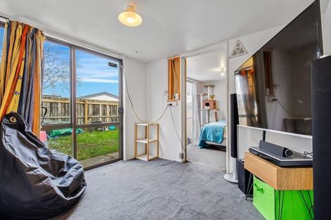 Photo of property in 4 Saint Heliers Crescent, Aranui, Christchurch, 8061