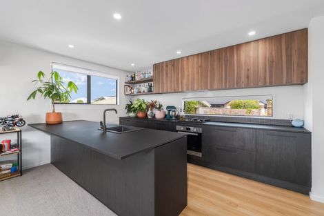 Photo of property in 6 Youngston Lane, Woolston, Christchurch, 8023