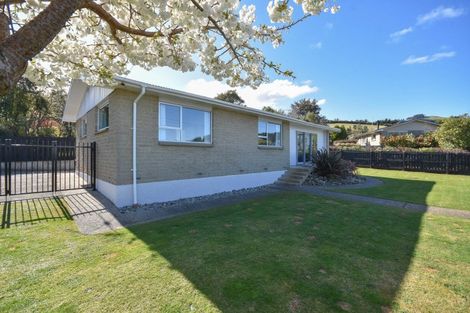 Photo of property in 2 Kaira Street, Sawyers Bay, Port Chalmers, 9023