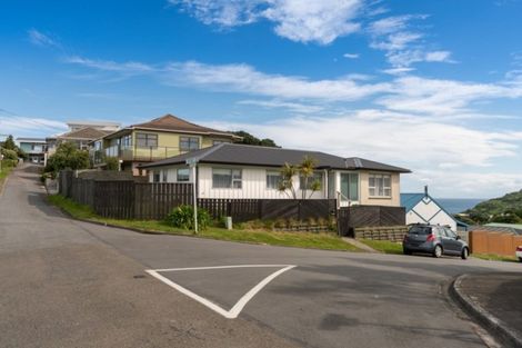 Photo of property in 1 Twomey Grove, Houghton Bay, Wellington, 6023