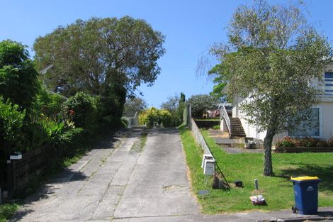 Photo of property in 2/68 Stott Avenue, Birkdale, Auckland, 0626