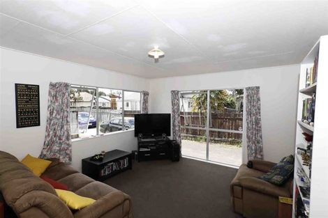 Photo of property in 39c Avalon Drive, Nawton, Hamilton, 3200