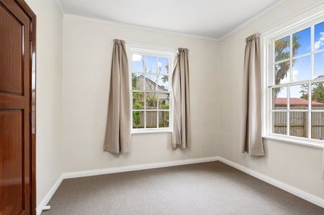 Photo of property in 19 Piko Crescent, Riccarton, Christchurch, 8041