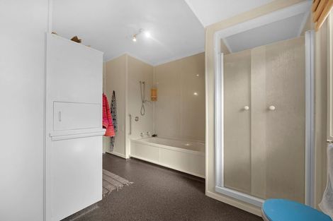 Photo of property in 22 Aputa Avenue, Te Puru, Thames, 3575