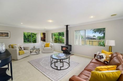 Photo of property in 19a Tarawera Road, Lynmore, Rotorua, 3010