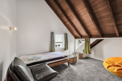 Photo of property in 131 Kings Crescent, Hutt Central, Lower Hutt, 5010