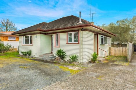 Photo of property in 77 Clarkin Road, Fairfield, Hamilton, 3214
