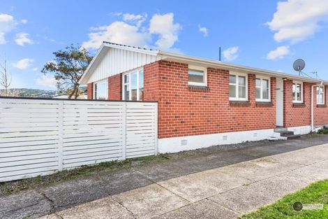 Photo of property in 58 Wai-iti Crescent, Woburn, Lower Hutt, 5010
