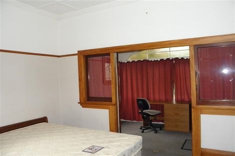 Photo of property in 271 Tay Street, Turnbull Thomson Park, Invercargill, 9810