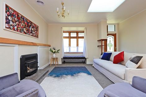 Photo of property in 10 Coote Road, Bluff Hill, Napier, 4110