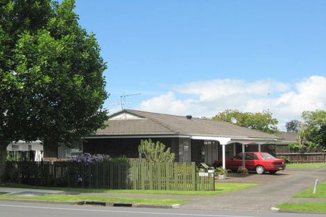 Photo of property in 1/41 Great South Road, Takanini, 2112