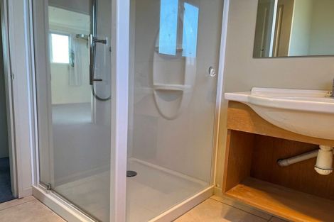 Photo of property in 49 Chesterfield Mews, Russley, Christchurch, 8042