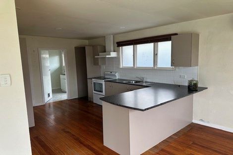 Photo of property in 90 Frensham Crescent, Woolston, Christchurch, 8062