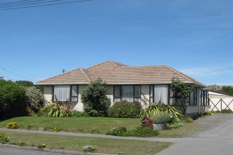 Photo of property in 445 Marine Parade, South New Brighton, Christchurch, 8062