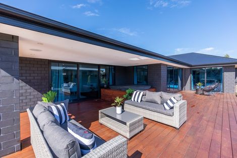 Photo of property in 15 Godwin Grove, Rolleston, 7614