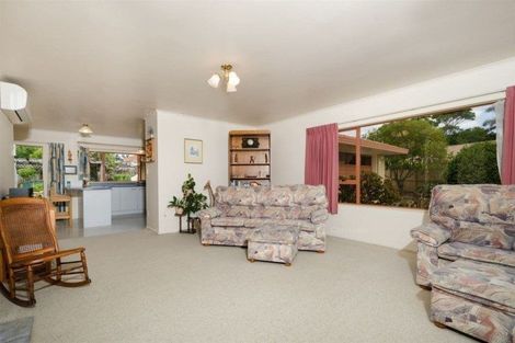 Photo of property in 24 Sunny Crescent, Huapai, Kumeu, 0810