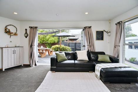 Photo of property in 30b Thompsons Road, Belfast, Christchurch, 8051