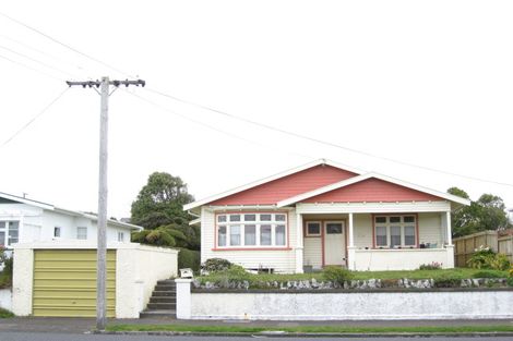 Photo of property in 28 Princes Street, Fitzroy, New Plymouth, 4312