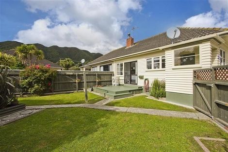 Photo of property in 28 Bell Road, Waiwhetu, Lower Hutt, 5010