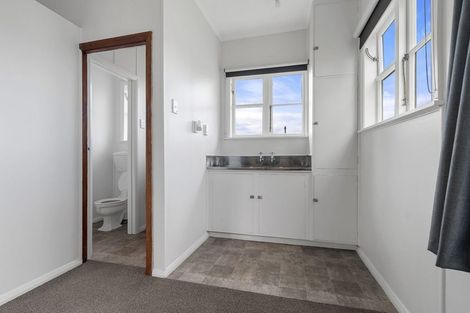 Photo of property in 10 Mcgregor Crescent, Masterton, 5810