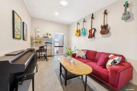 Photo of property in 10 Peihana Road, Hobsonville, Auckland, 0616