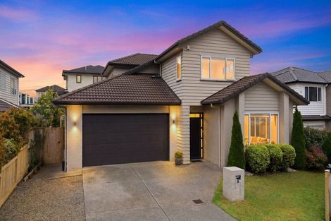 Photo of property in 15 Portofina Place, Flat Bush, Auckland, 2019
