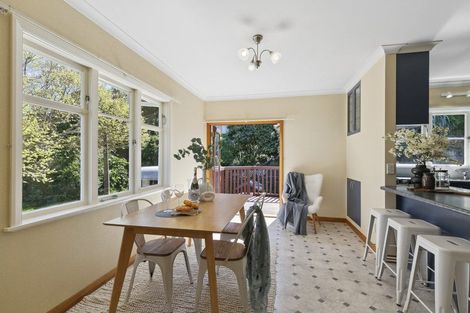 Photo of property in 1 Melrose Road, Island Bay, Wellington, 6023