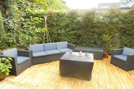 Photo of property in 2/31 The Avenue, Albany, Auckland, 0632