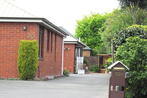 Photo of property in 1/30 Cricklewood Place, Avonhead, Christchurch, 8042