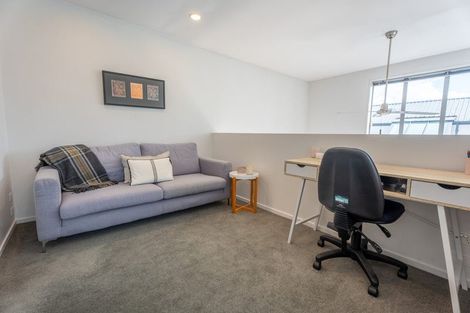 Photo of property in 2/64 Holly Road, St Albans, Christchurch, 8014