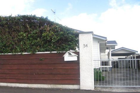 Photo of property in 54 Shamrock Street, Takaro, Palmerston North, 4412