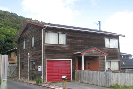 Photo of property in 12 Parsons Glen, Karori, Wellington, 6012