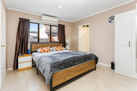 Photo of property in 50 Ranfurly Road, Papatoetoe, Auckland, 2104