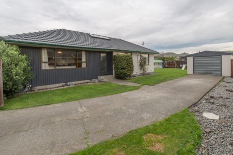 Photo of property in 25 Maces Road, Bromley, Christchurch, 8062