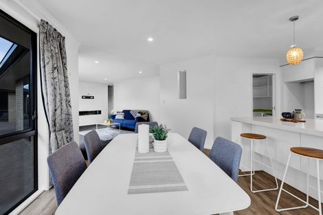 Photo of property in 72 Dillon Drive, Bell Block, New Plymouth, 4312