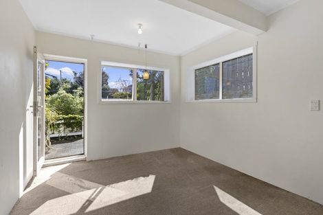 Photo of property in 383 Saint Aubyn Street, Moturoa, New Plymouth, 4310