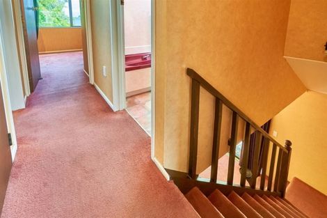 Photo of property in 4 Jarrett Court, Roslyn, Palmerston North, 4414