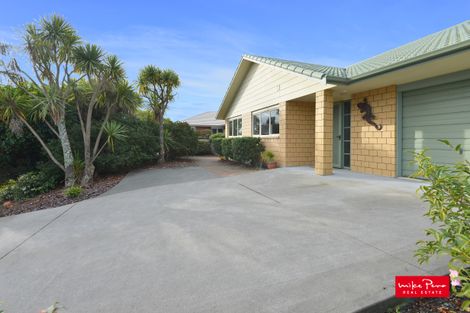 Photo of property in 32 Markson Avenue, Onerahi, Whangarei, 0110