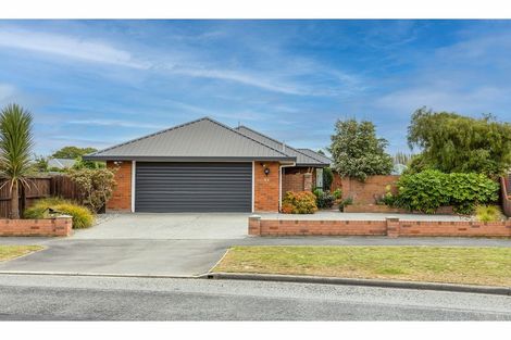 Photo of property in 61 Lowry Avenue, Redwood, Christchurch, 8051
