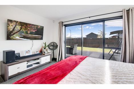 Photo of property in 24 Roys Street, Marshland, Christchurch, 8083
