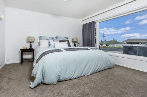 Photo of property in 103 Sunrise Avenue, Murrays Bay, Auckland, 0630
