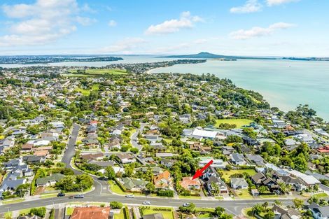 Photo of property in 86 Mellons Bay Road, Mellons Bay, Auckland, 2014
