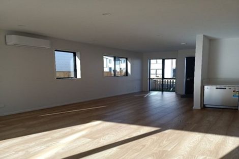 Photo of property in 5 Tumu Road, Papakura, 2110