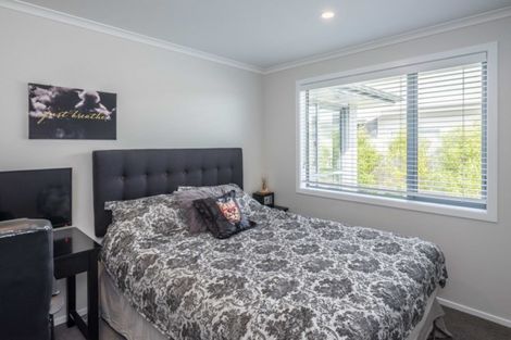 Photo of property in 11 Waipunahau Road, Waikanae, 5036