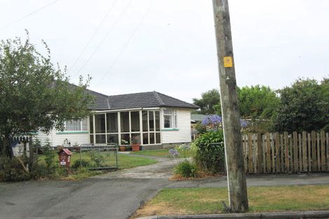 Photo of property in 20 Bideford Place, Dallington, Christchurch, 8061